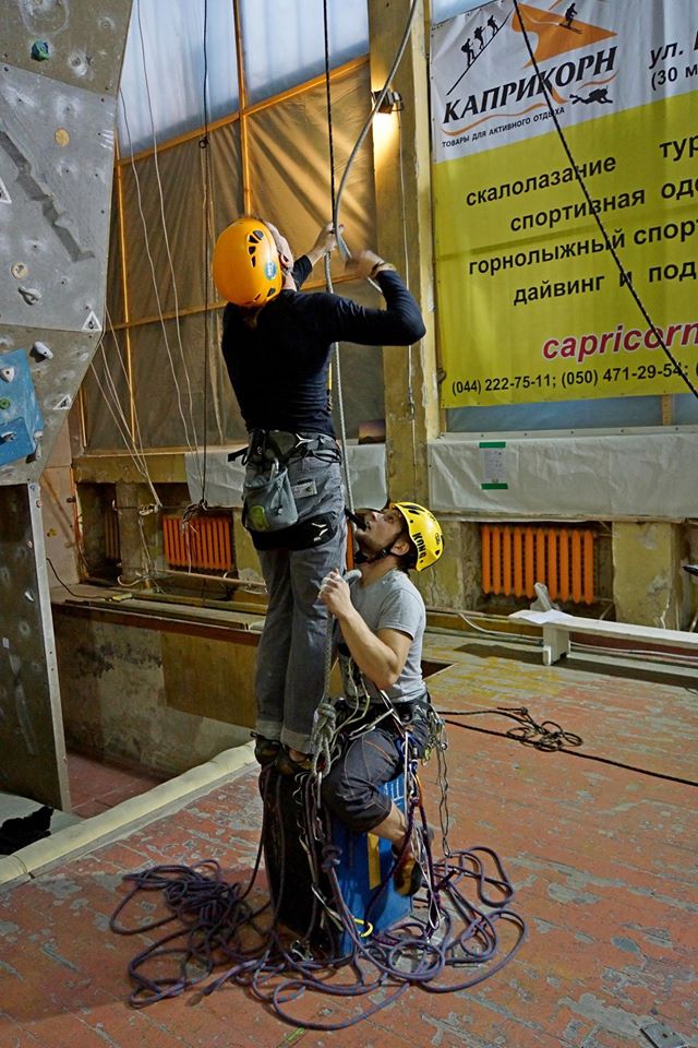 Чемпионат Киева на искусственном рельефе “Домбайские связки 2015″. ФОТОрепортаж с соревнований