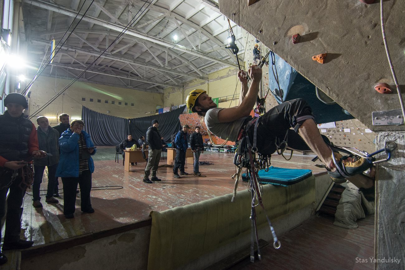 Чемпионат Киева на искусственном рельефе “Домбайские связки 2015″. ФОТОрепортаж с соревнований