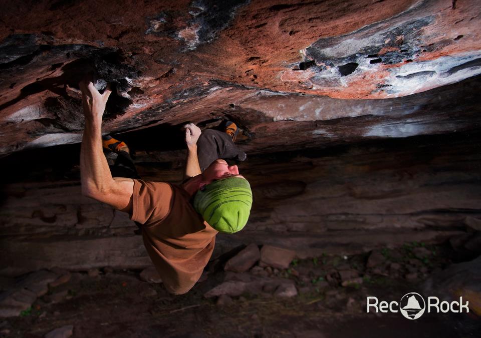 Ekhi на El Mito Personal, 8A, Albarracin (Teruel). Фото: Jorge Crespo Martínez. Источник: recrock.es