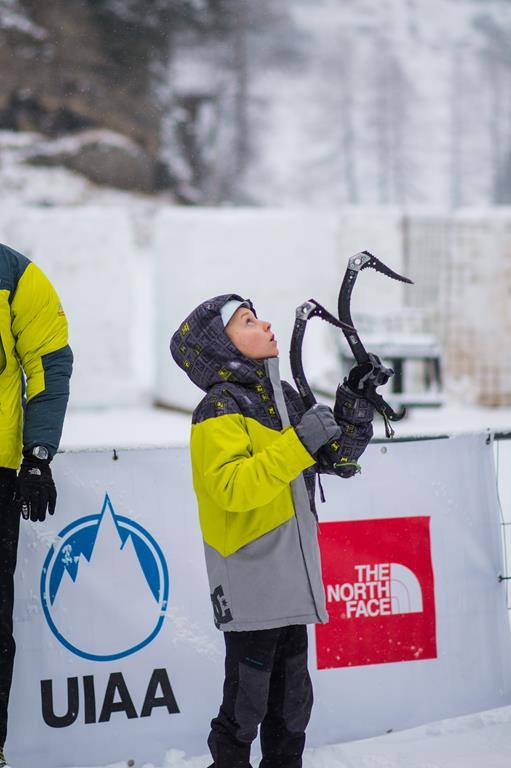 Юношеский Чемпионат Мира по ледолазанию 2016