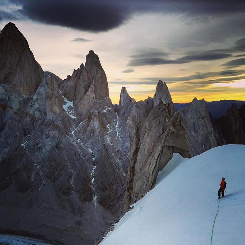 траверс вершин горного массива Серро Торре (Cerro Torre)