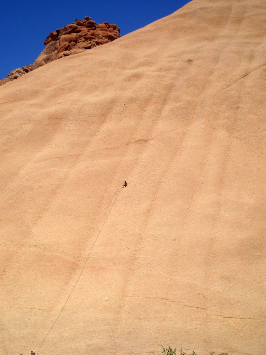 Гладкие стены Шпитцкопп (Spitzkoppe)