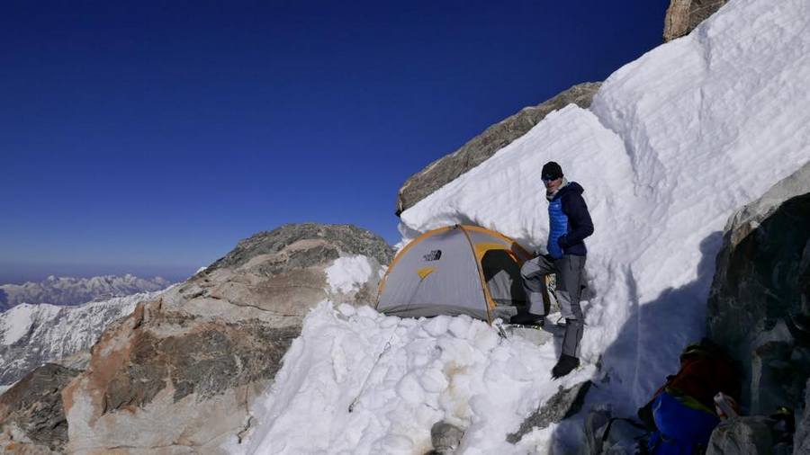 Ули Штек (Ueli Steck) и Дэвид Геттлер (David Göttler) во время акклиматизации