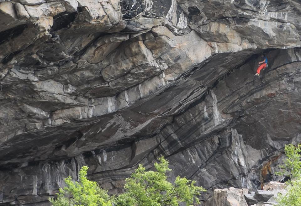 Адам Ондра (Adam Ondra) на маршруте "120 degrees"