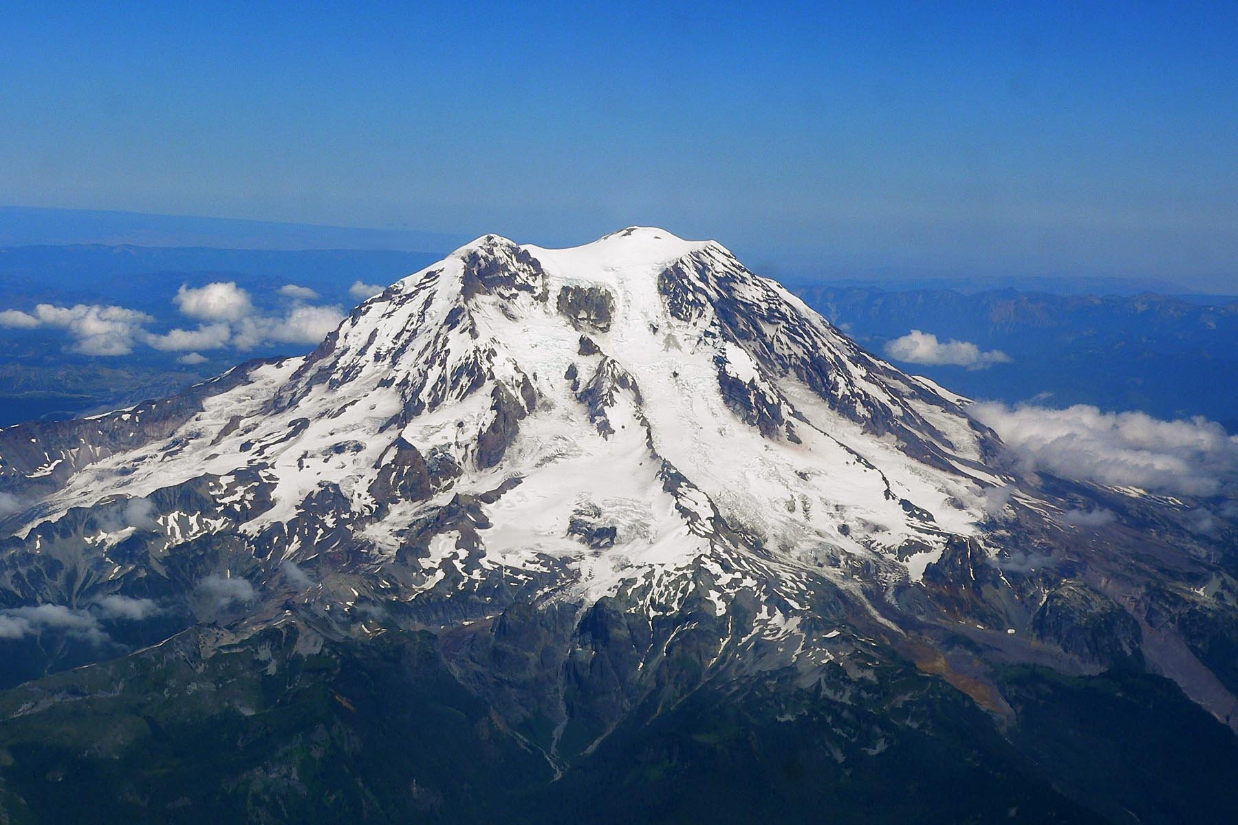 Рейнир, (Mount Rainier) 