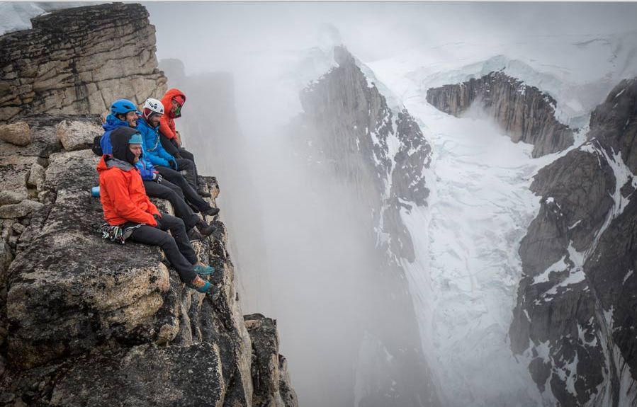 Восхождение по Северо-Западной стене горы Mirror Wall, в регионе Renland в Гренландии