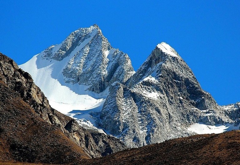 С-З стена Holy Worde Kangge (5996m).