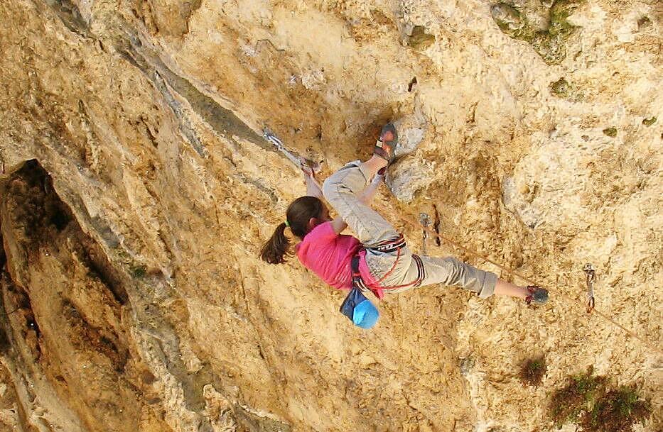 Лаура Рогора (Laura Rogora) на маршруте "La Gasparata" 8c+/9a