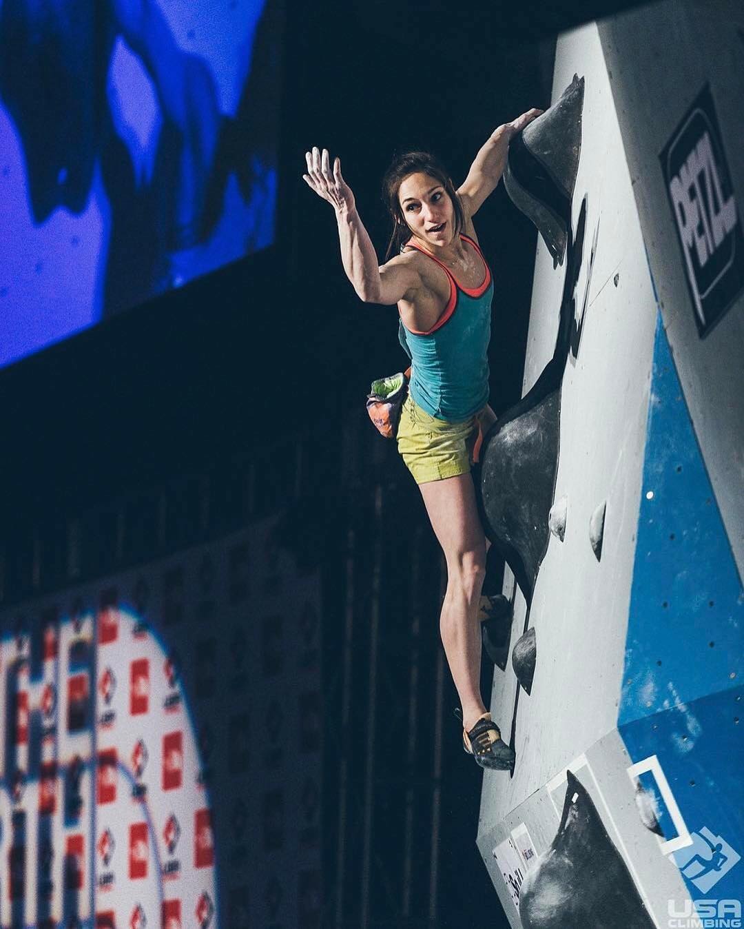  Алекс Пуччио (Alex Puccio) на открытом чемпионате США по боулдерингу (Bouldering Open National Championship).	