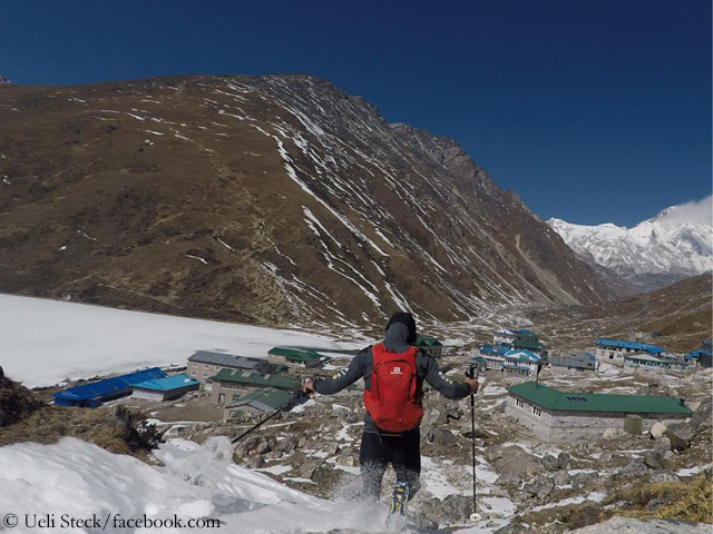 Ули Штек (Ueli Steck) в акклиматизационной пробежке в долине Кхумбу