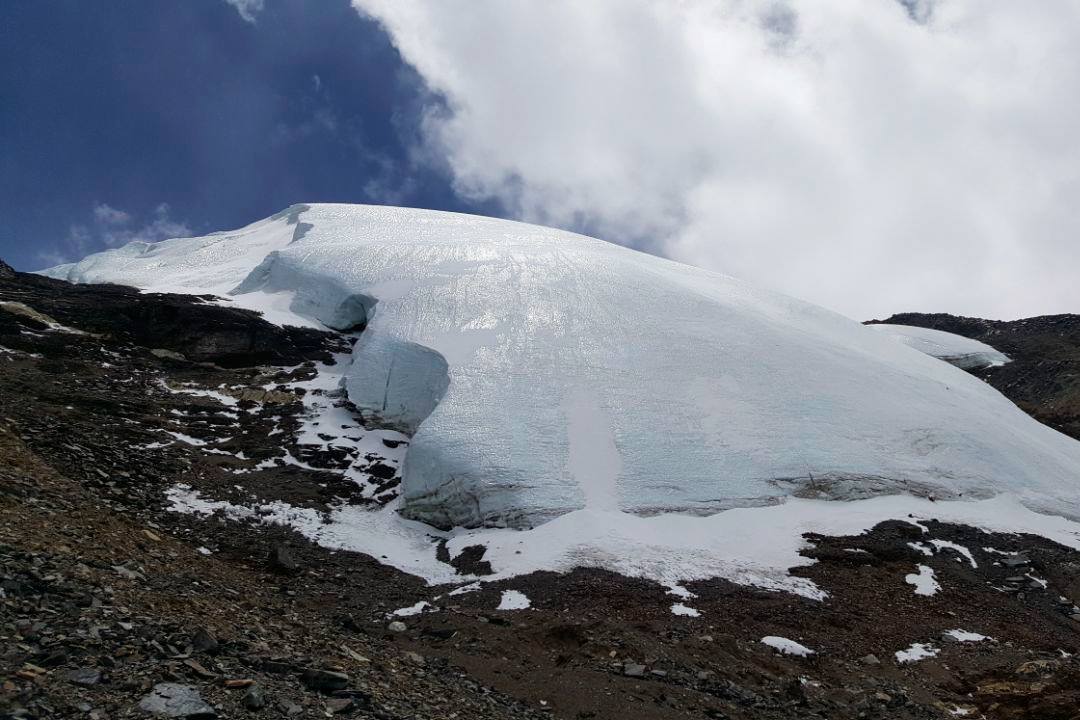 День 17. 23 апреля. переход от  Middle Camp (5800м) до ABC (6400м).