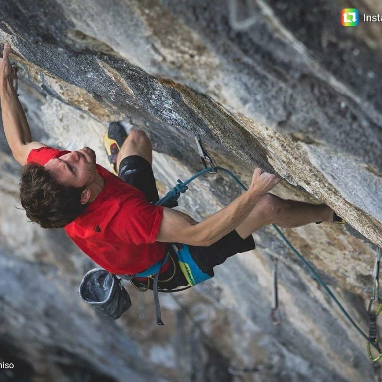 Стефано Гизольфи (Stefano Ghisolfi) на маршруте "One Punch" 9a+