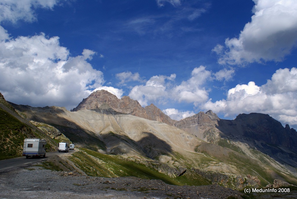 Дорога от Col du Lautaret к Col du Galibier