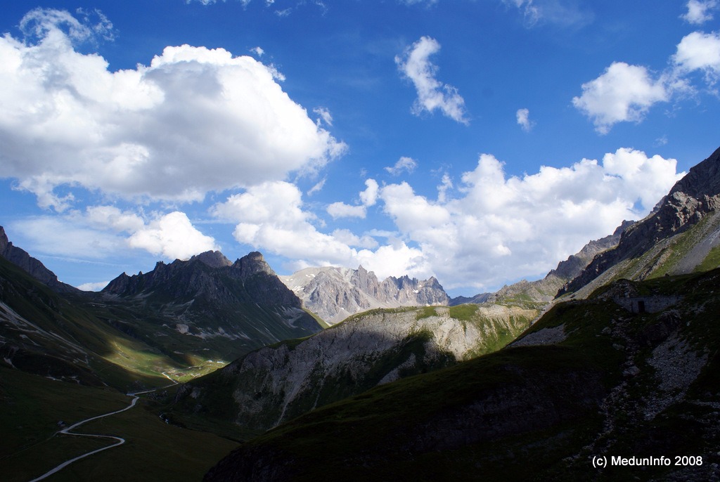 Вид на спуске с Col du Galibier