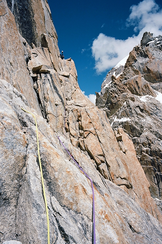 Маршрут на вершину Безымянной Башни Транго ( Trango Nameless, 6250 метров) в Пакистане. Комбинация нового российского маршрута и маршрута "Claire de Lune" 1999 года 