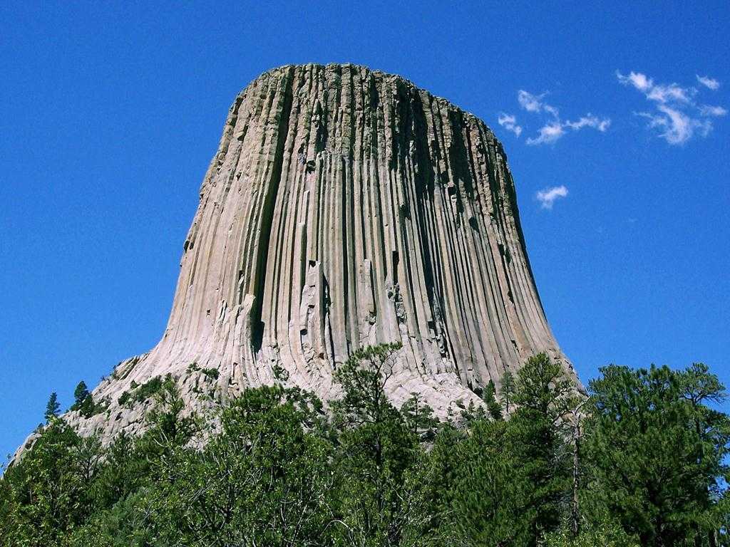 Башня дьявола (Devils Tower National Monument)