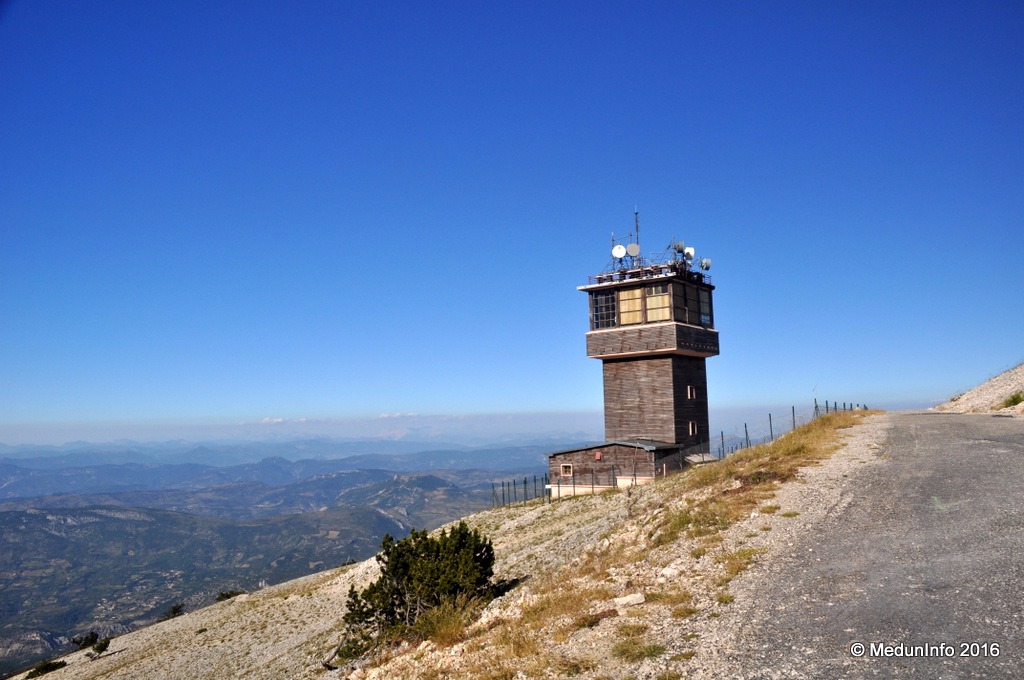 На вершине горы Ventoux