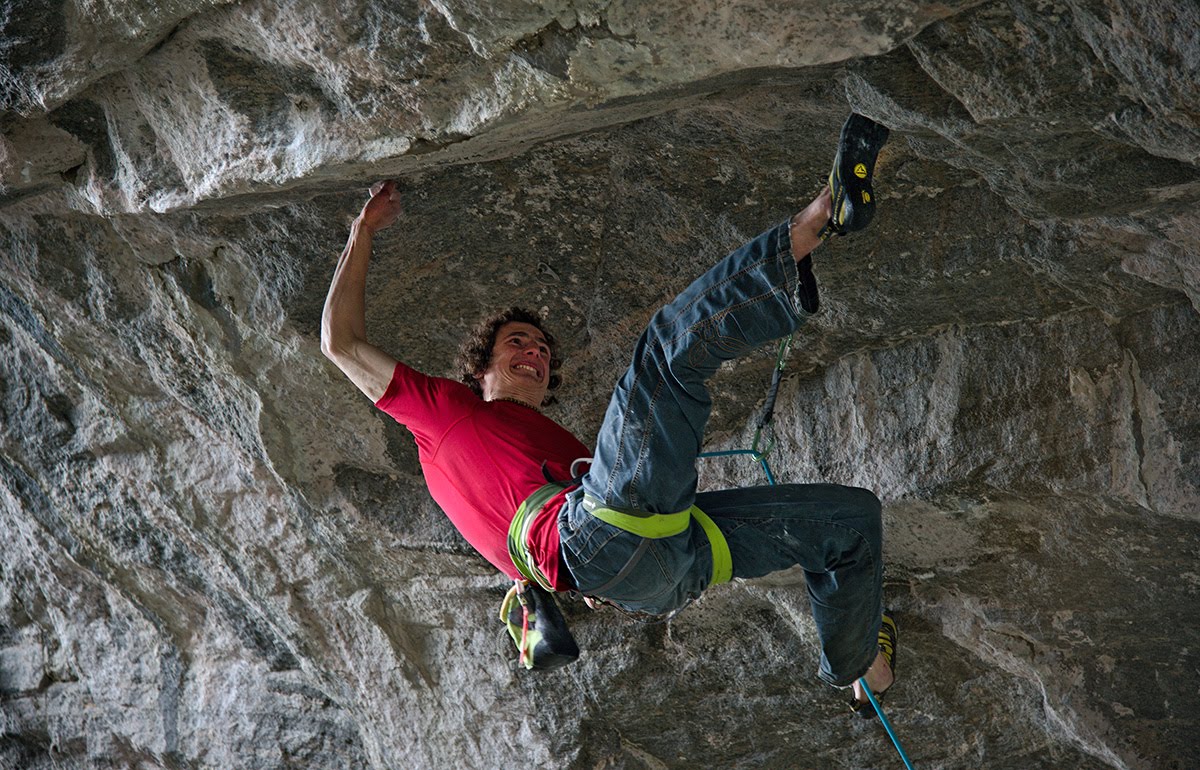 Адам Ондра (Adam Ondra) на маршруте «Change» 9b. Фото Pavel Blazek