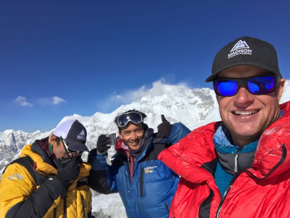 первое восхождение на Тарк Кханг (Tharke Khang, 6670 м). Фото madisonmountaineering.com