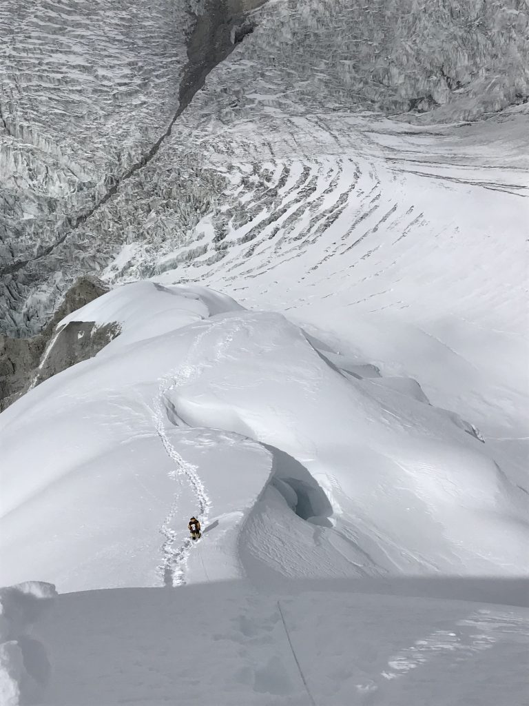 первое восхождение на Тарк Кханг (Tharke Khang, 6670 м). Фото madisonmountaineering.com