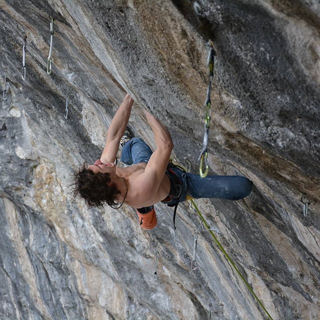 Адам Ондра (Adam Ondra) на маршруте One Slap 9b. Фото Adam Ondra