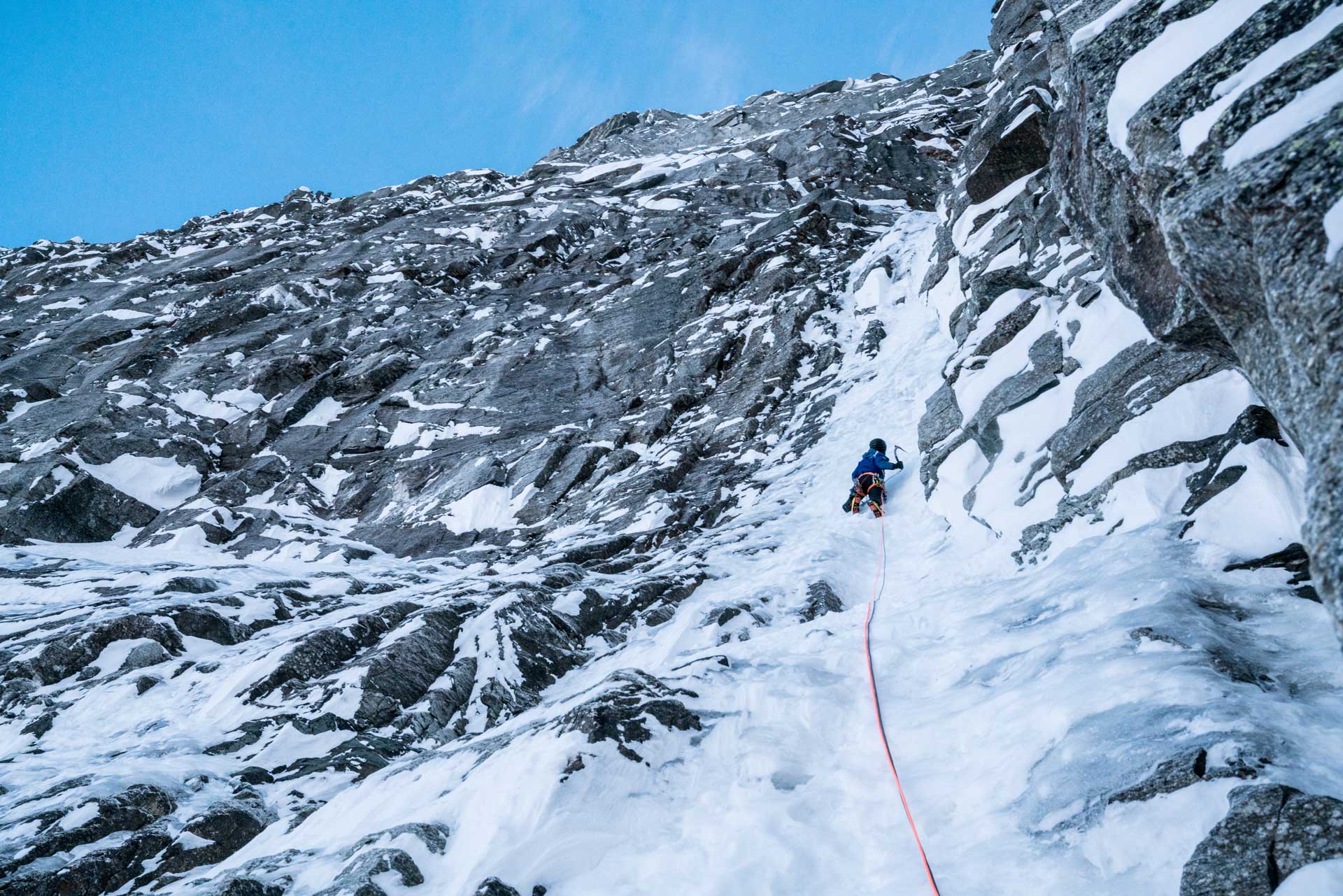 Давид Лама (David Lama) и Питер Мюльбургер (Peter Mühlburger) на маршруте Sagzahn-Verschneidung на гору Сагванд (Sagwand). Фото David Lama