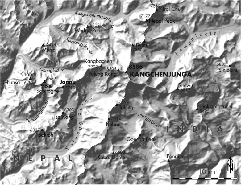 Канченджанга (Kangchenjunga, 8586 м) - третья по высоте вершина мира «Пять сокровищ великих снегов». Фото Wolfgang Pusch