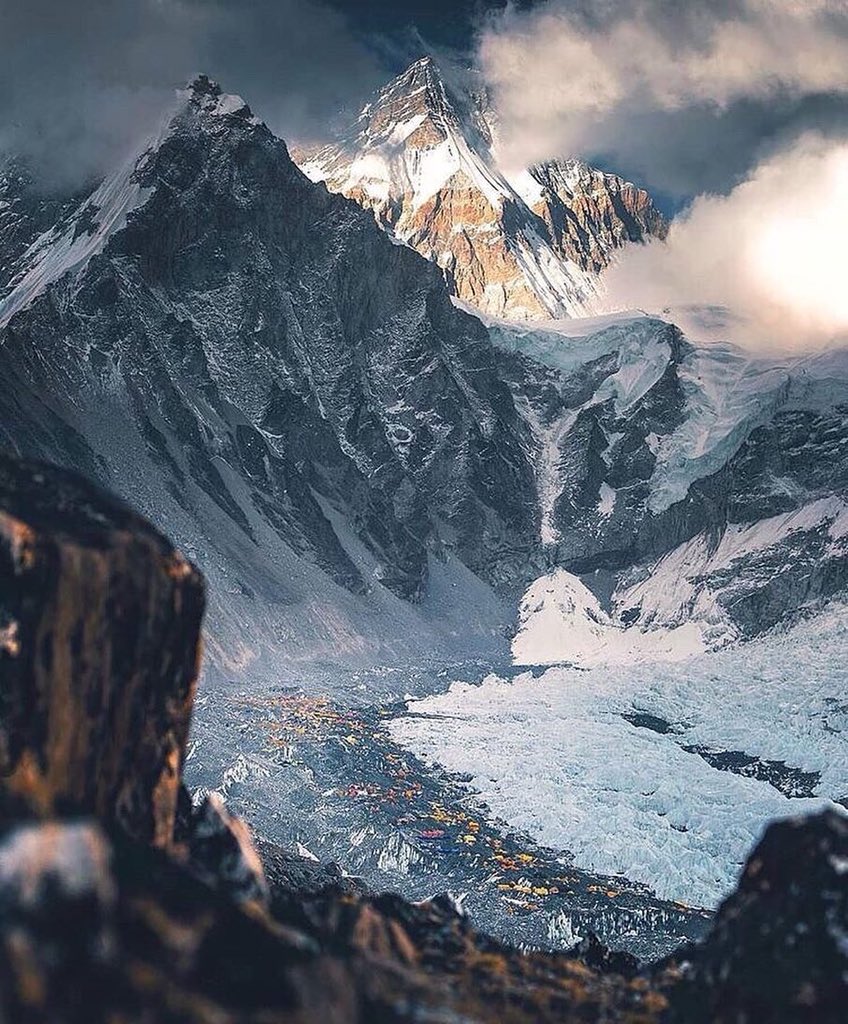 Закат над Эверестом. Фото K.Punkka