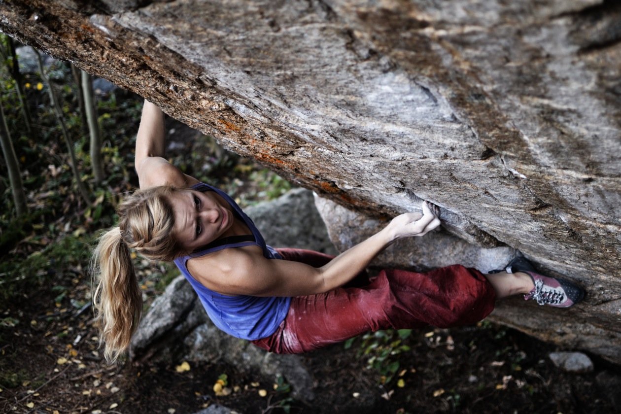 Мина Лесли-Воджастик (Mina Leslie Wujastyk) на проблеме Tetris V12 Wild Basin, Colorado