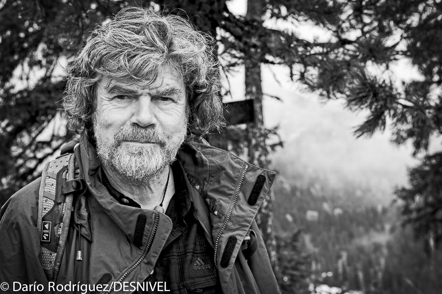 Райнхольд Месснер (Reinhold Messner) во время международного горного саммита в 2012 году. Фото Darío Rodríguez/DESNIVEL