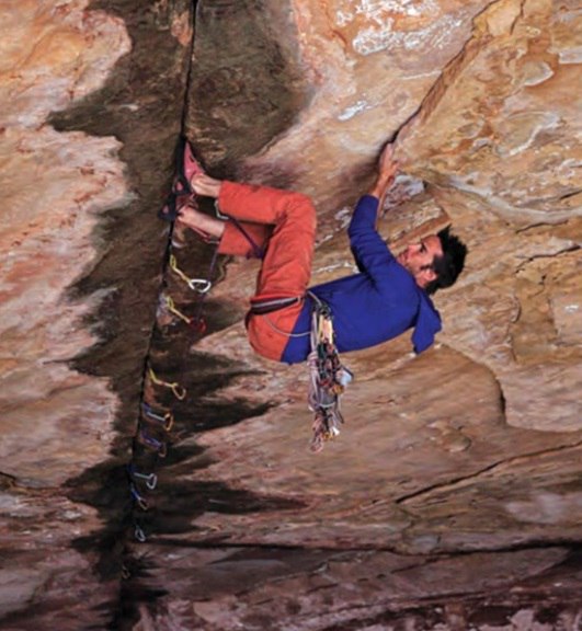 Том Рендал (Tom Randall) на маршруте The Millennium Arch 8b+