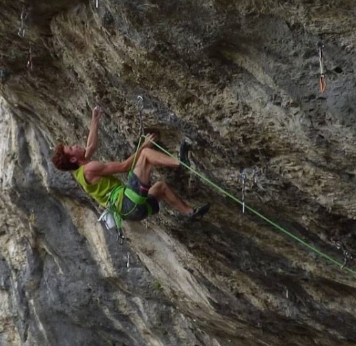 Луик Зеани (Loic Zehani) на маршруте "Obsession" 9b