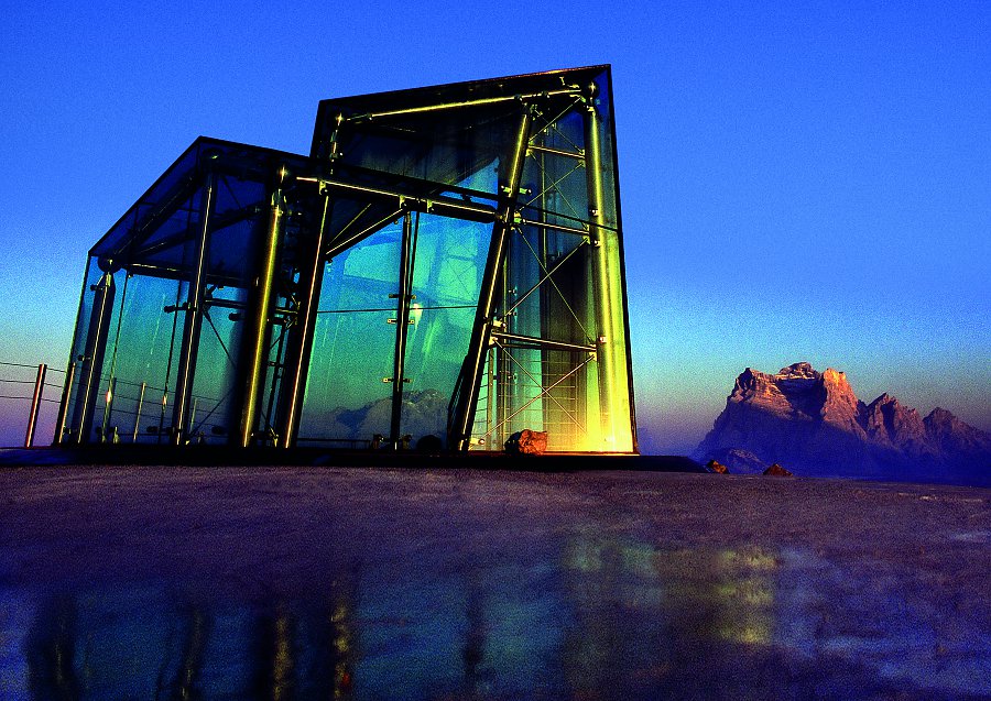 Музей гор Месснера на вершине пика Monte Rite. Фото Messner Mountain Museum 