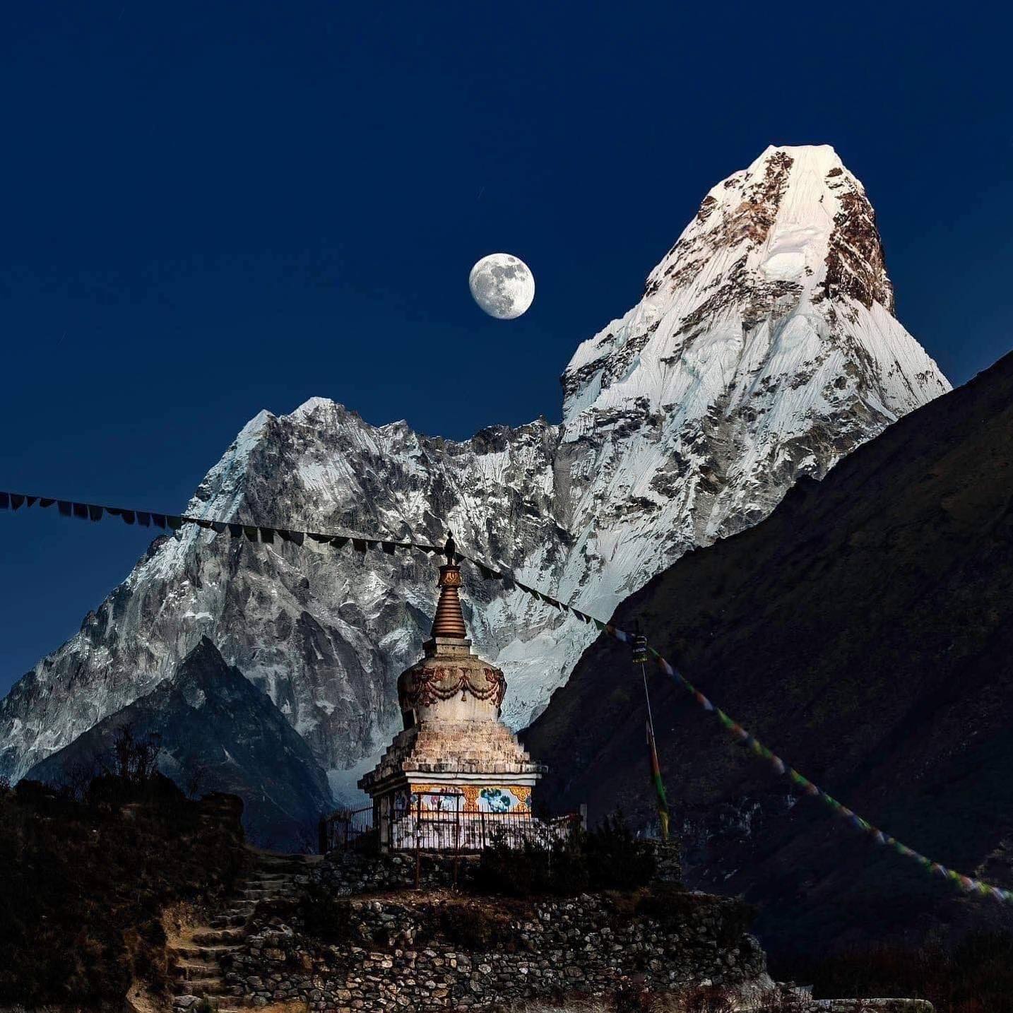 Ама-Даблам (Ama Dablam, 6813 метров. Фото snorrithorphotography