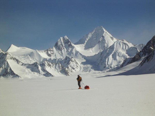 Лукпе Лаво Бракк (Lukpe Lawo Brakk, высотой 6593 м). Фото explorersweb . com