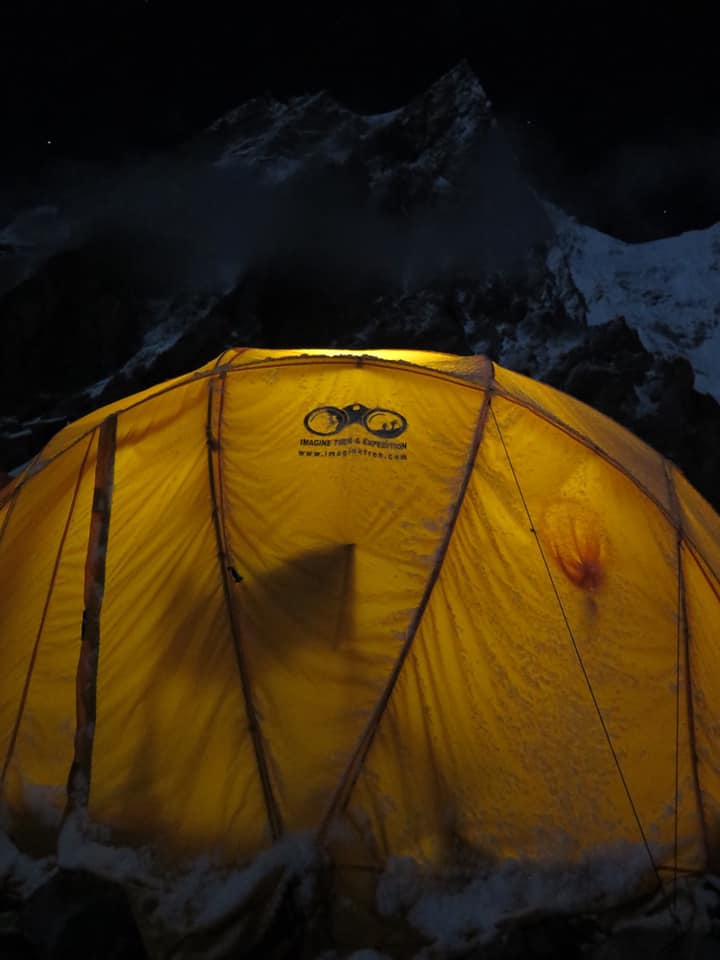 В базовом лагере К2. Фото Mingma Gyalje Sherpa