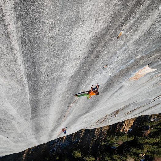 Александр Хубер (Alex Huber) на маршруте  "Highway" 8b+