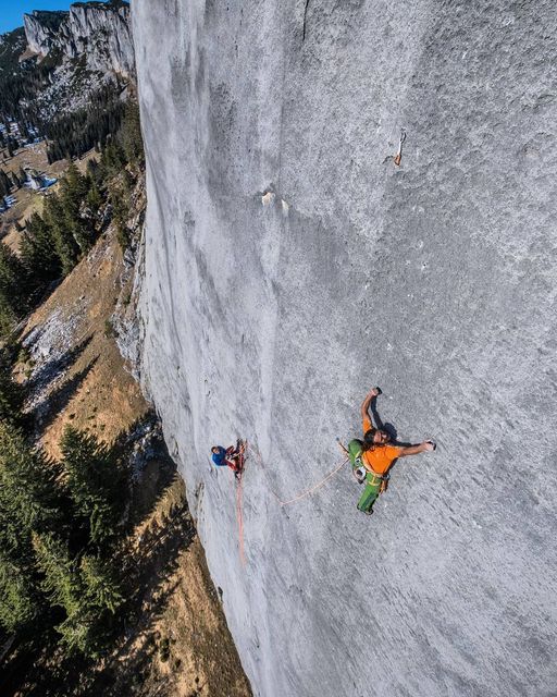 Александр Хубер (Alex Huber) на маршруте  "Highway" 8b+