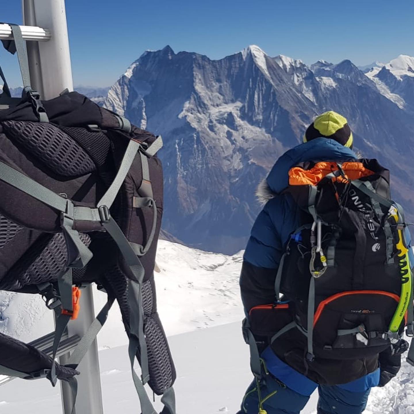 На склоне восьмитысячника Манаслу. Фото Alex Txikon