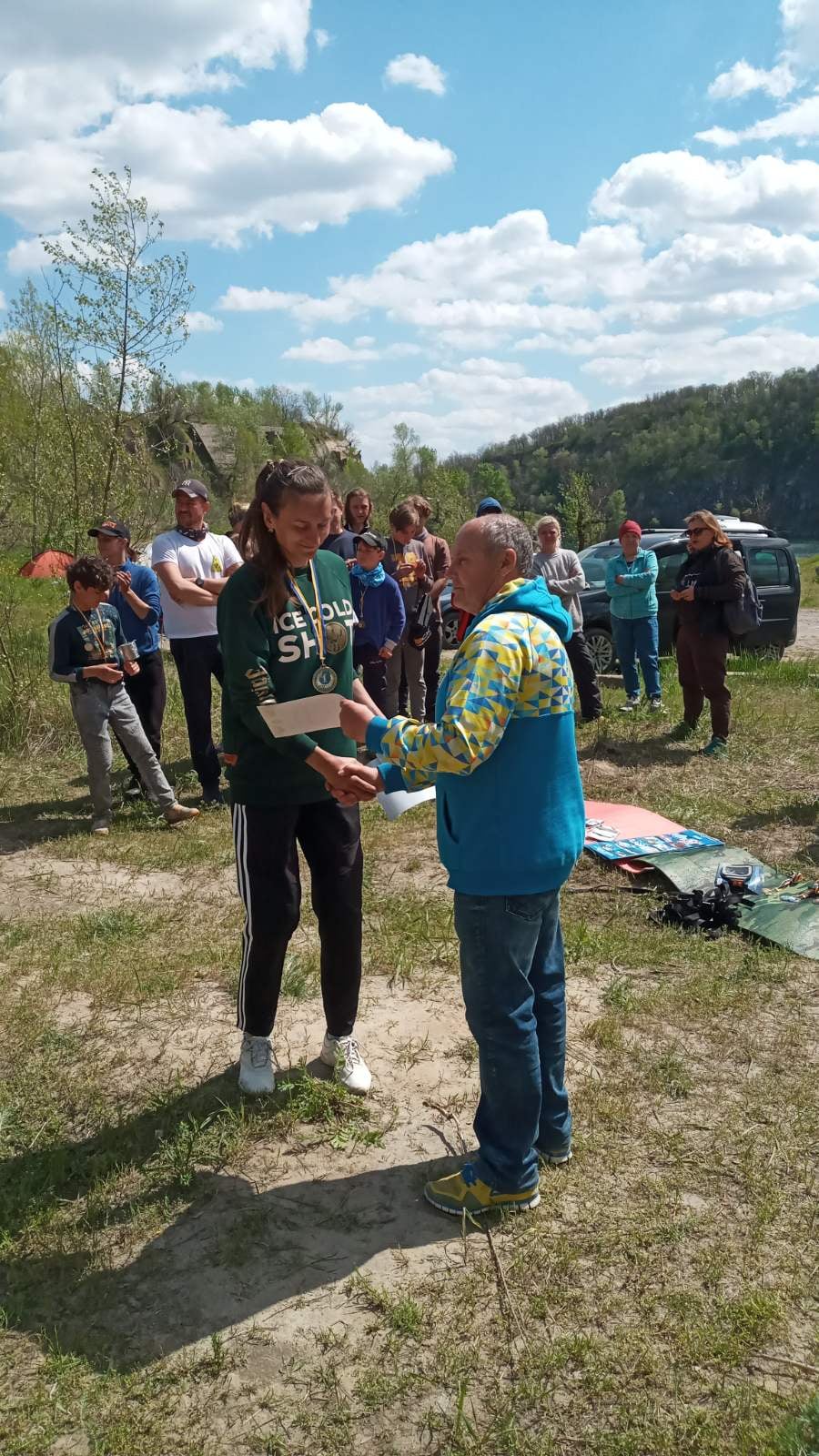 студенческий Чемпионат Украины по скалолазанию на природном рельефе. Фото www . fais . org . ua