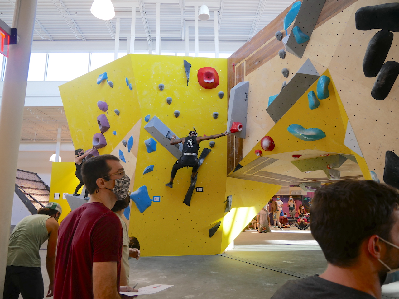 Соревнования "Humidity Sessions" в Crux Climbing Center