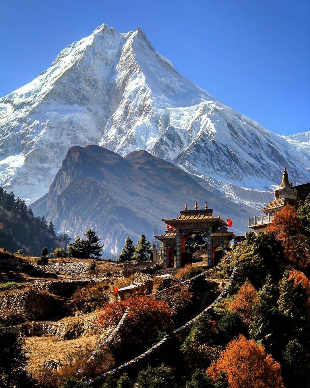 восьмитысячник Манаслу  (Manaslu, 8156 м)