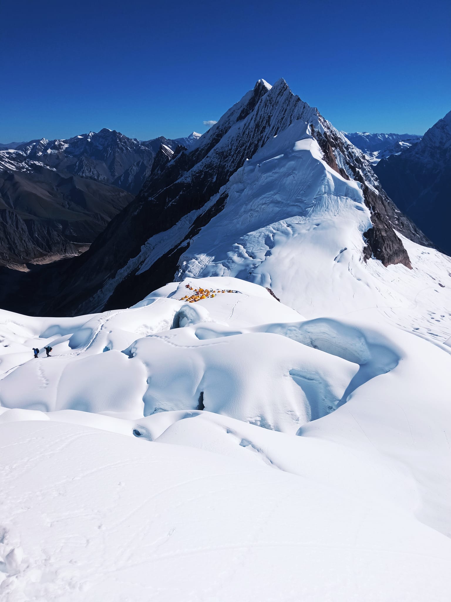 Экспедиция на восьмитысячник Манаслу (Manaslu, 8156 м), осень 2021. Фото Владимир Рошко