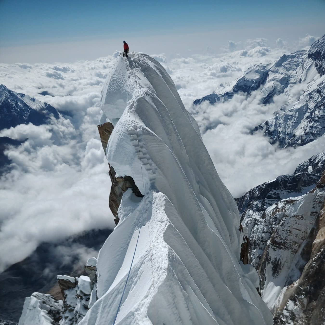 на вершине Аннапурна III ( Annapurna III 7555 метров) в Непале