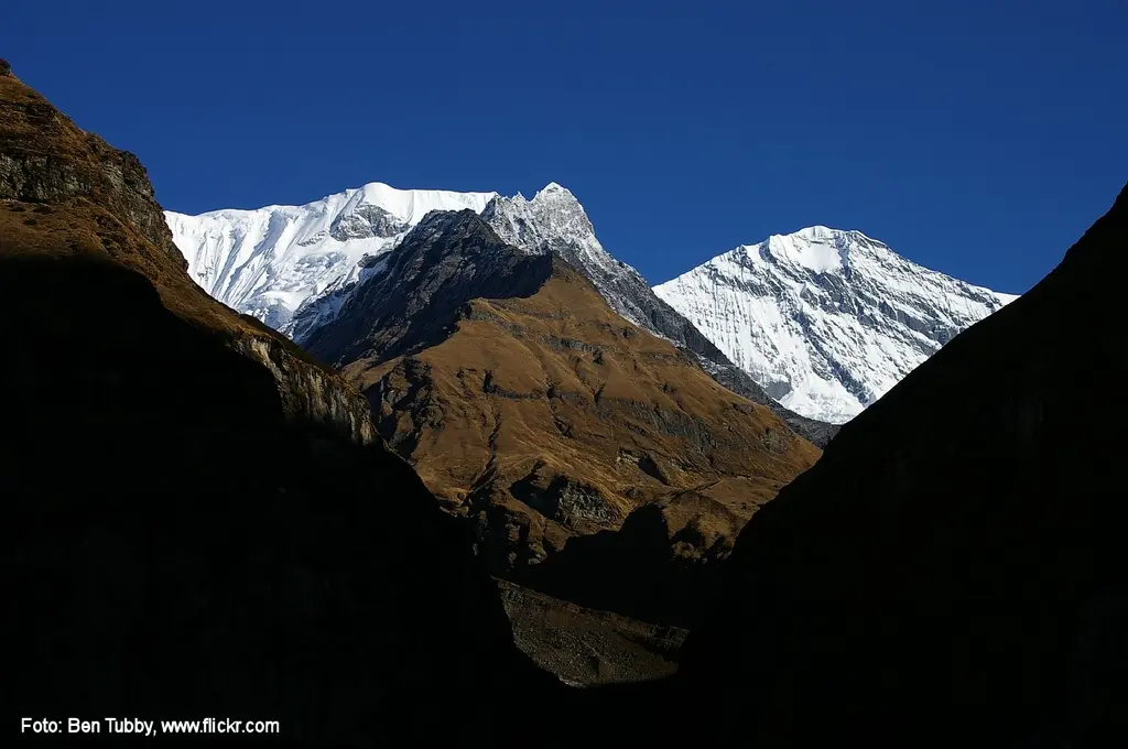 Гангапурна (Gangapurna, 7455), Непал