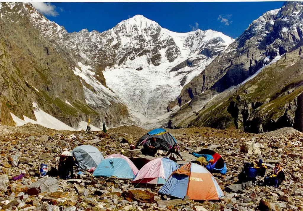 пік Шарвалі (Тоші Рі) (Sarwali Peak / Toshi Ri), 6326 м. Південна стіна