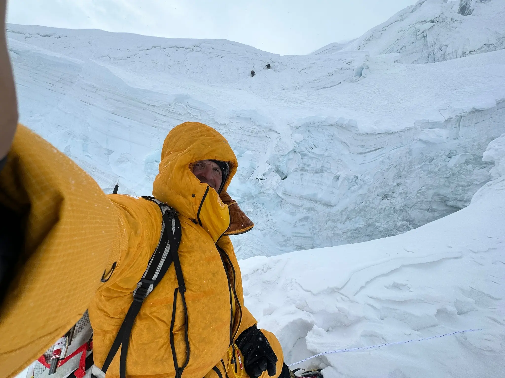 Сімоне Моро (Simone Moro) на схилі Манаслу (Manaslu, 8156 м). Фото Simone Moro