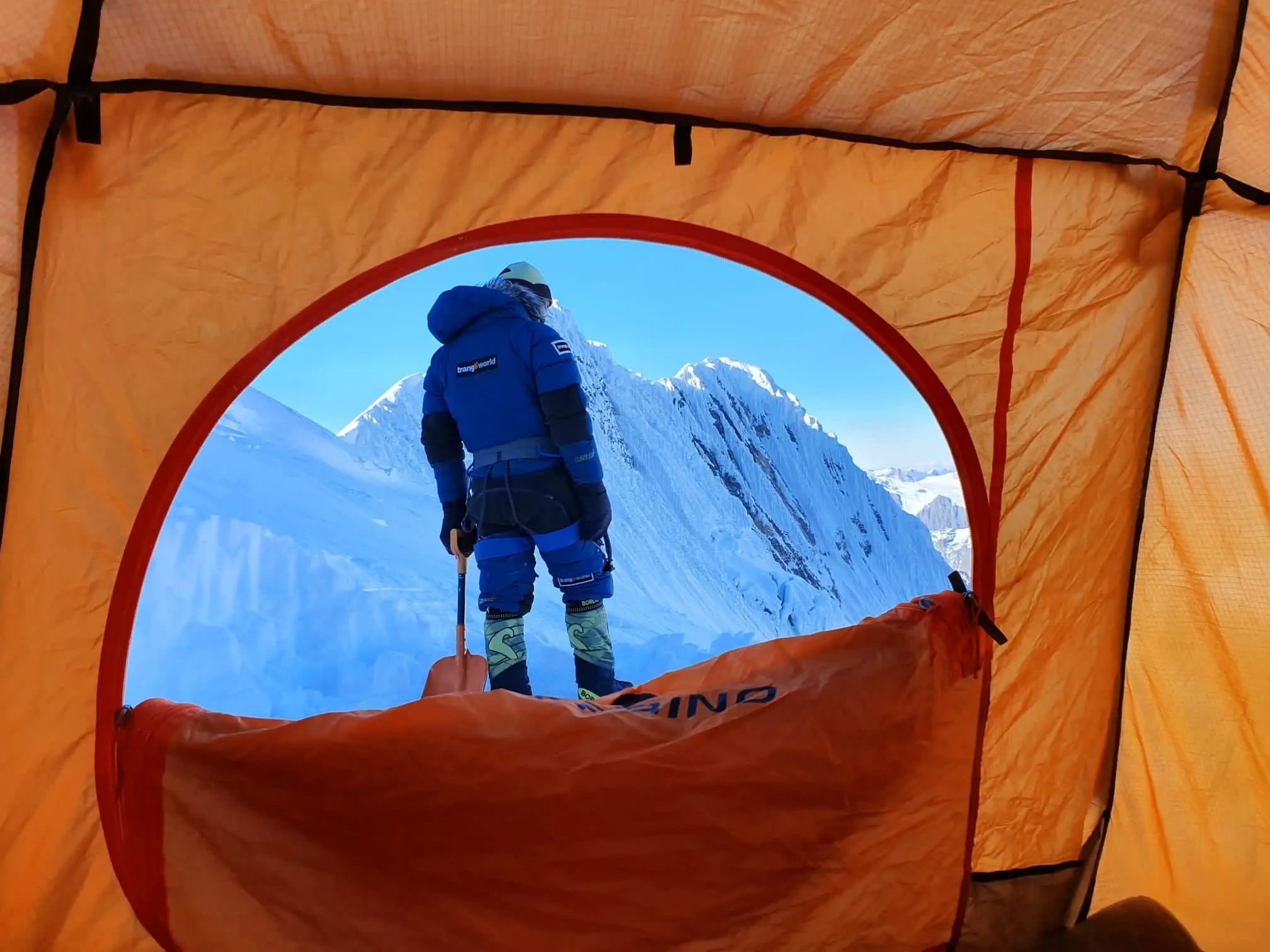 Зимове сходження на Манаслу. Фото Alex Txikon