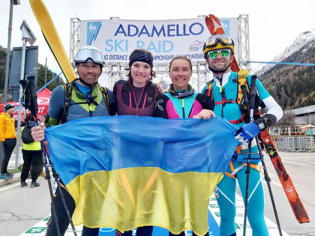 Вперше в міжнародних змаганнях зі скі-альпінізму приймала участь збірна команда України: Андрій Лисенко, Олександр Олівсон, Поліна Захарова і Анастасія Чертова