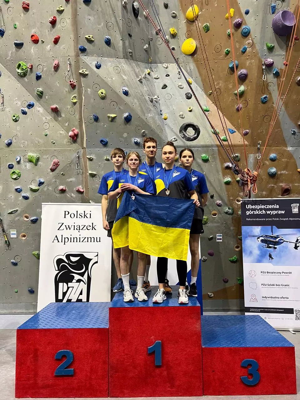 За результатами змагань українці здобули одну золоту, дві срібні, дві бронзові медалі. Фото Федерація альпінізму і скелелазіння України